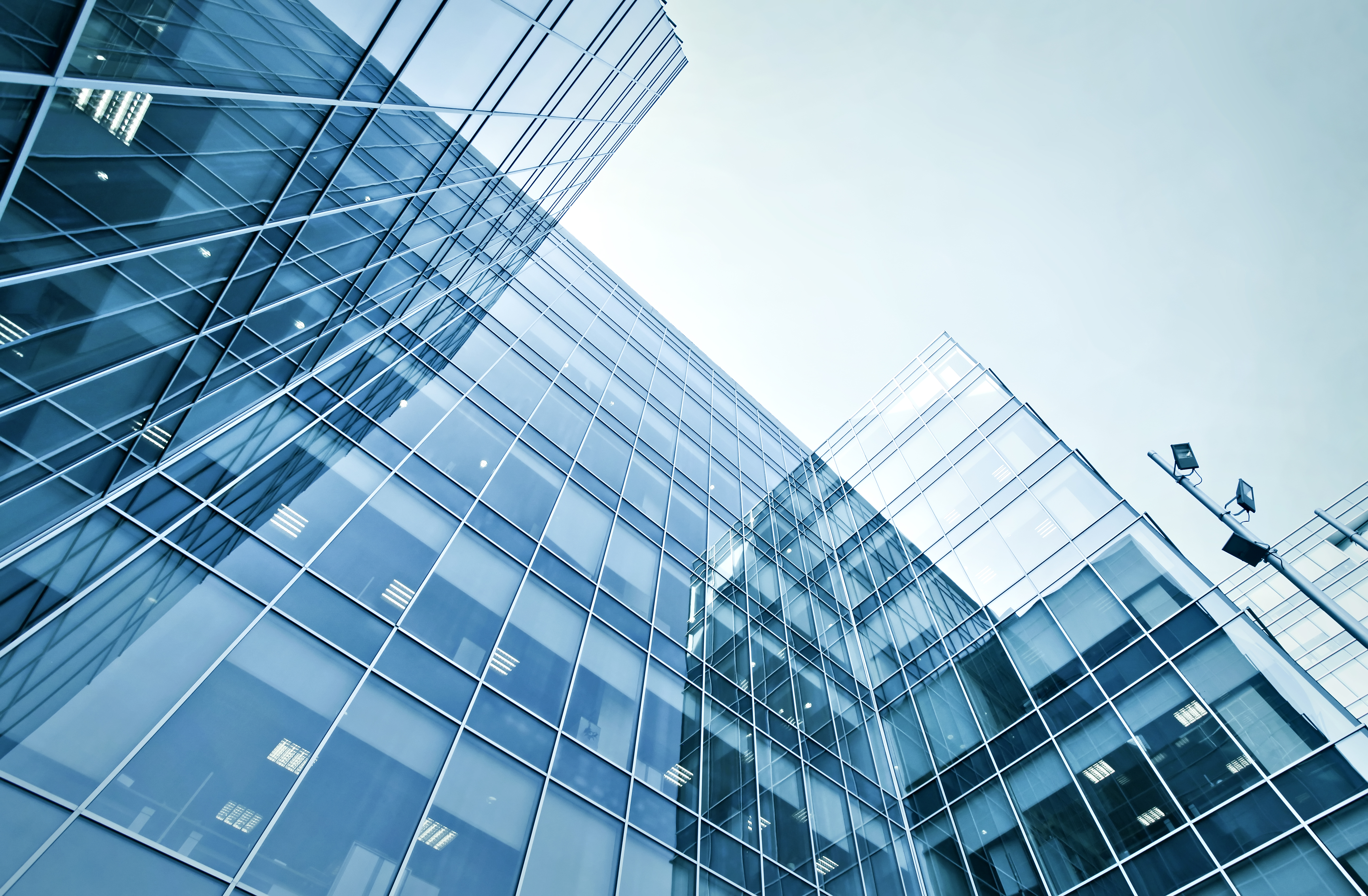 Immobilienleasing gebäude aus glas