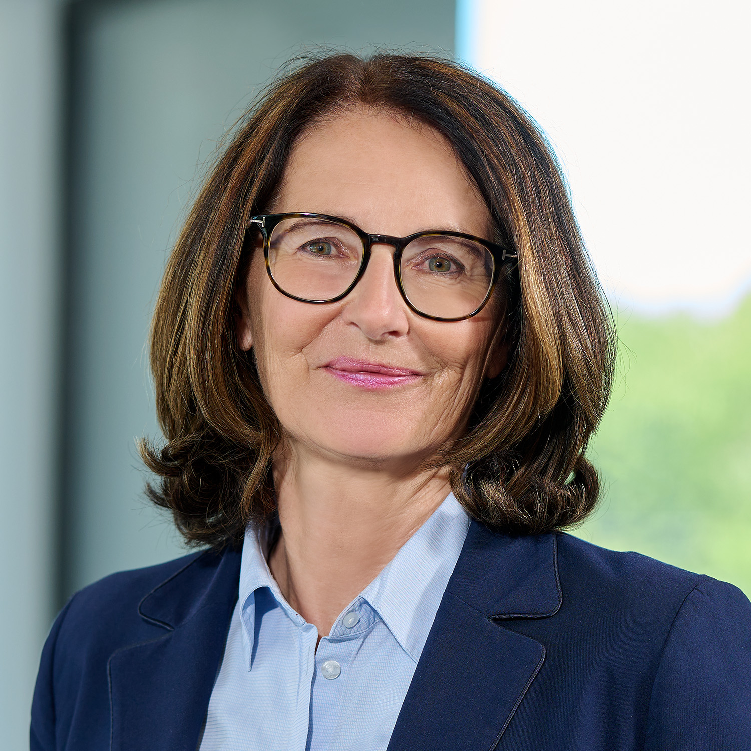 mitarbeiterin claudia nägele von der hypo immobilien und leasing