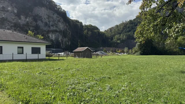 ATTRAKTIVES GRUNDSTÜCK AM RAND DES KUMMENBERGS in Götzis