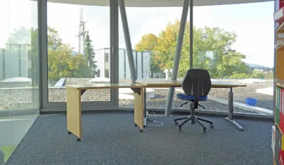 Büroabteil im Gewerbegebiet in Höchst