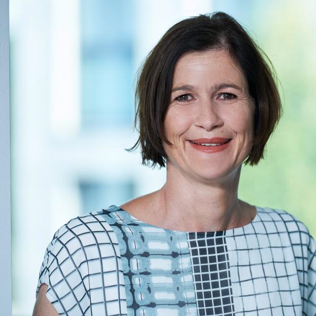 mitarbeiterin kerstin gerencer von der hypo immobilien und leasing