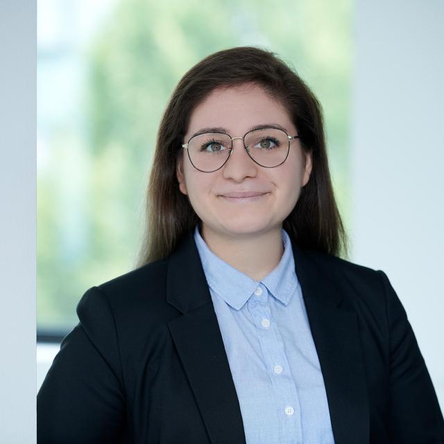 mitarbeiterin didem tozoglu von der hypo immobilien und leasing