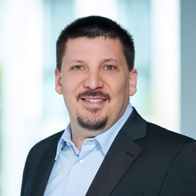 mitarbeiter volker stefani von der hypo immobilien und leasing