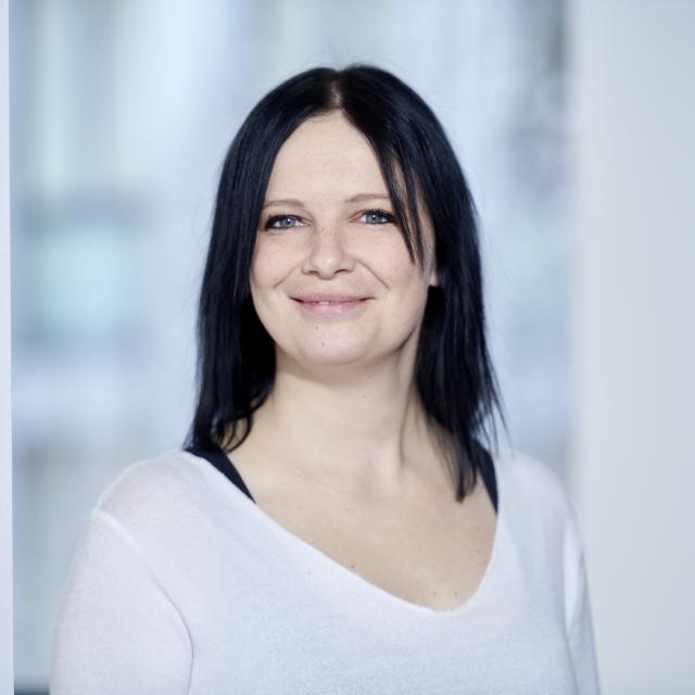 mitarbeiterin simone kofler von der hypo immobilien und leasing