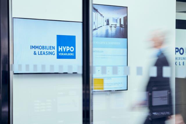 hypo immobilien und leasing gebäude - eingang